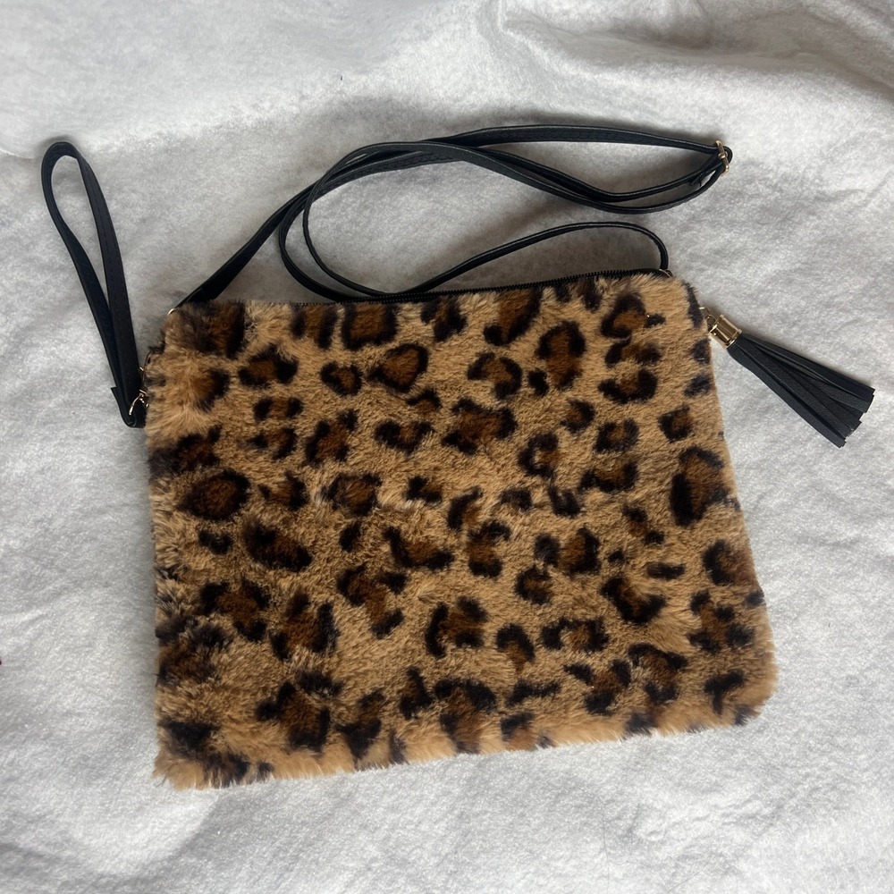 Leopard Print Faux Fur Crossbody Bag Animal Print Plush Clutch Y2K Brown